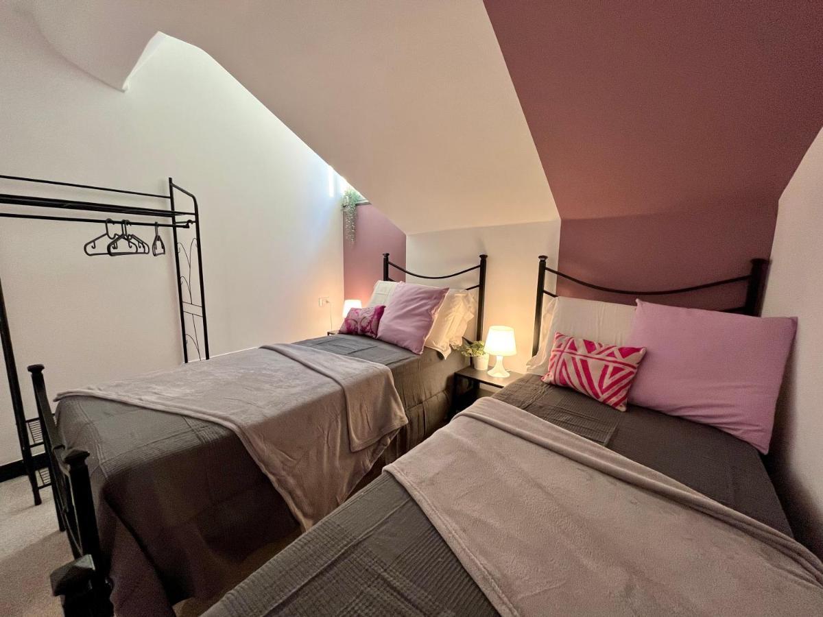 Happy Family Apartments The Roof جنوة المظهر الخارجي الصورة
